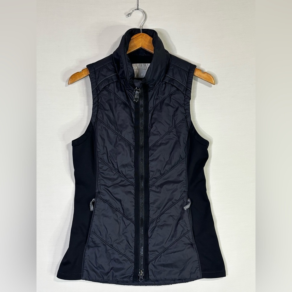 Athleta Primaloft Vest Womens S Black Zip Up Flattering Staple Lightweight